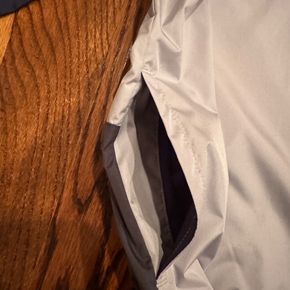 BNWT NY Yankees bog light jacket - Picture 5 of 6